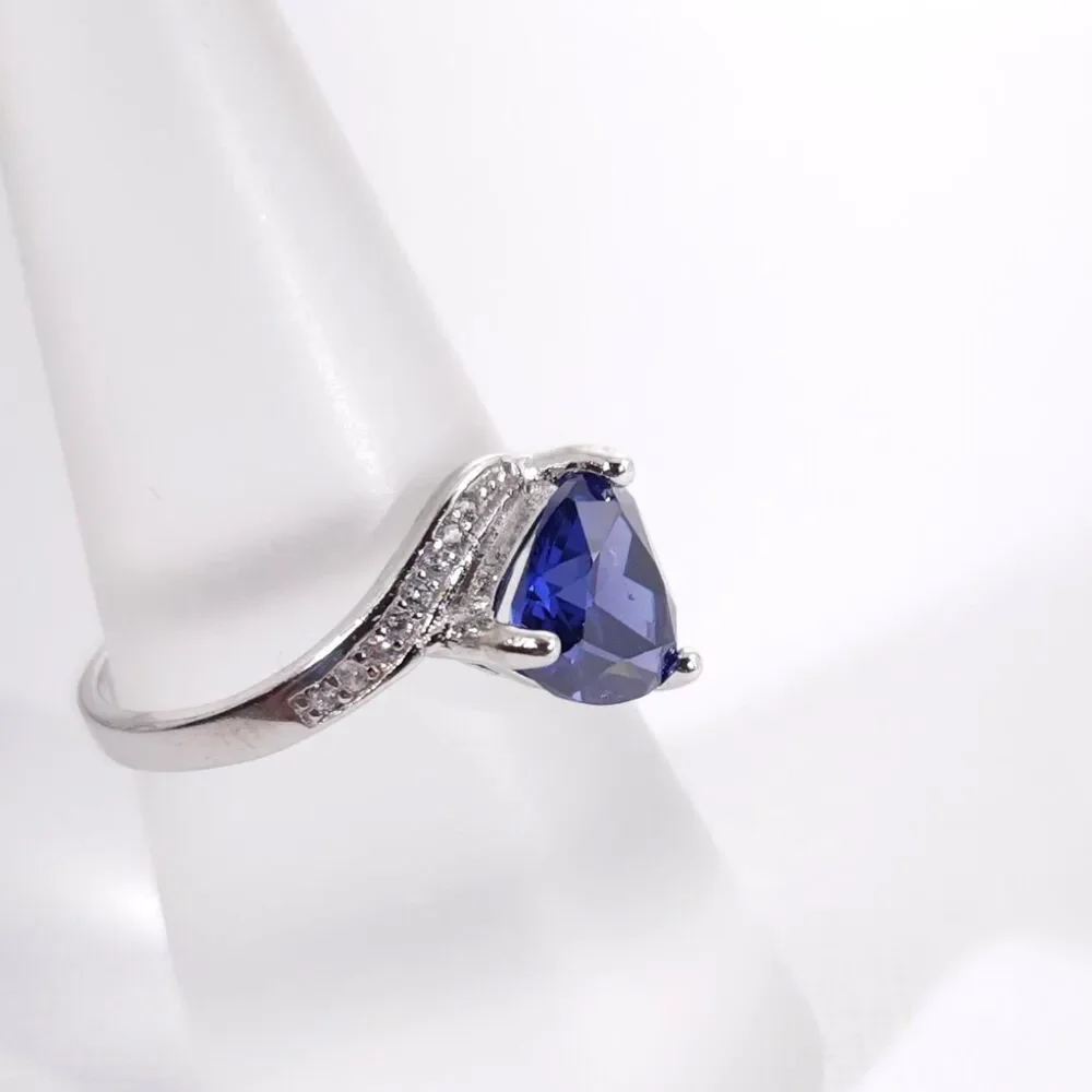 Tanzanite 3.4 Carats Ring Sterling Silver Size 6.75